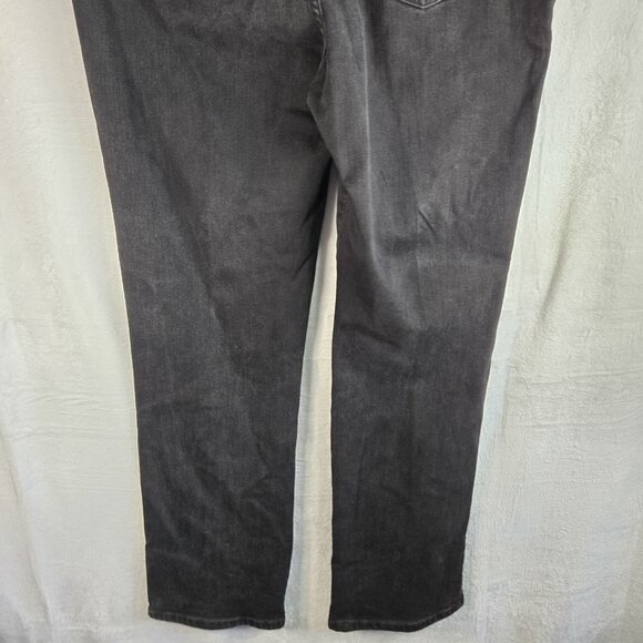 Lee Relaxed Fit at the waist Straight Women's size 16 Black Denim Jeans - Picture 8 of 10